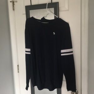 Navy long sleeve shirt size extra large